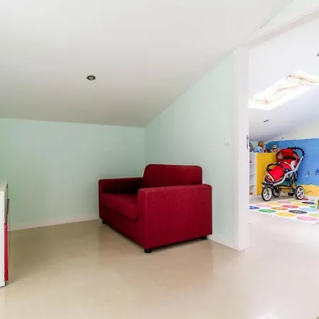 Holiday Flat - Fnc02100h-p